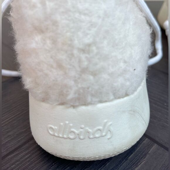 Allbirds ivory/cream certified merino shoes. Lace closure, good condition, M13 - Picture 9 of 10